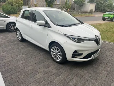 Gebraucht Renault Zoe Experience 80 kW (109 PS) 2021 Weiß Kleinwagen