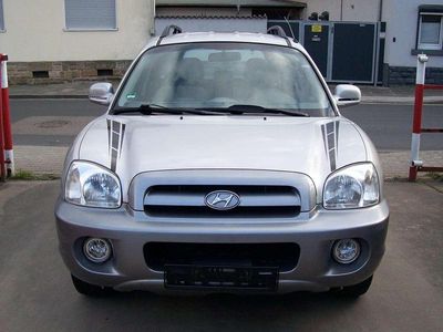 Gebraucht Hyundai Santa Fe GLS 145 PS (106 kW) 2005 Smart silver+medium SUV