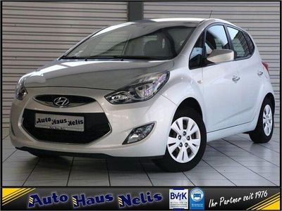 Gebraucht Hyundai ix20 90 PS (66 kW) 2014 Silber Kleinwagen