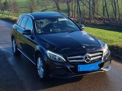 Gebraucht Mercedes C220 Avantgarde 170 PS (125 kW) 2016 Schwarz Kombi