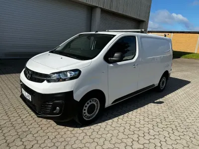 Gebraucht Opel Vivaro-e Combi 122 PS (89 kW) 2021 White jade Van / Kleinbus