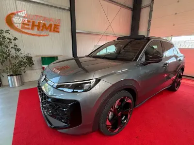 Neu VW T-Roc R-line 150 PS (110 kW) 2026 Wolf grey metallic SUV