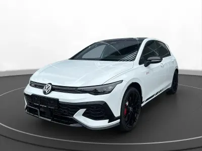 Gebraucht VW Golf VIII GTI 300 PS (220 kW) 2026 Pure white Limousine