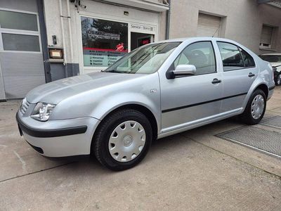 Gebraucht VW Bora Basis 75 PS (55 kW) 2000 Silber Limousine