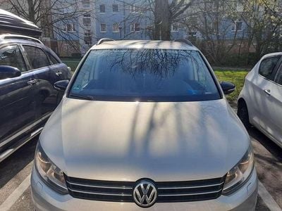 Gebraucht VW Touran Trendline 105 PS (77 kW) 2012 Van / Kleinbus
