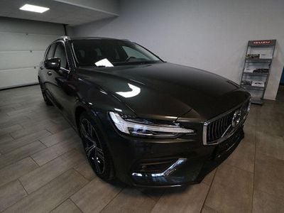 Gebraucht Volvo V60 Plus 197 PS (144 kW) 2022 Grau Kombi