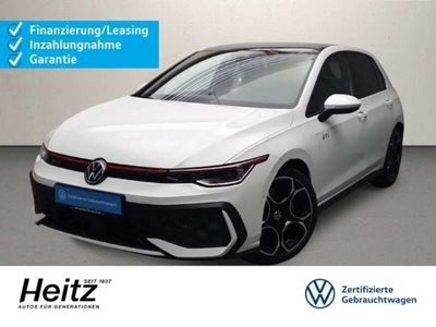 Pure white Gebraucht 2024 VW Golf VIII GTI Limousine | 41.990 € (Etwas zu teuer)
