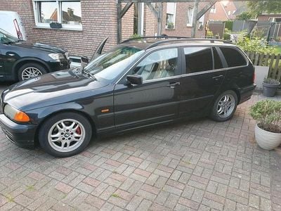 BMW 325
