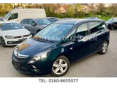 Gebraucht Opel Zafira Tourer drive 131 PS (96 kW) 2015 Grün Van / Kleinbus