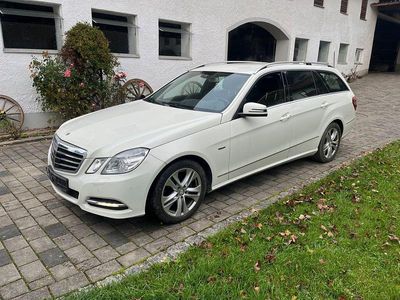 Mercedes E220