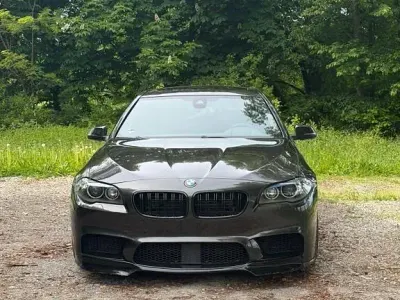 Gebraucht BMW 550 Sport Line 449 PS (330 kW) 2016 Schwarz Limousine