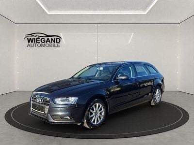 Gebraucht Audi A4 Business 150 PS (110 kW) 2015 Blau Kombi