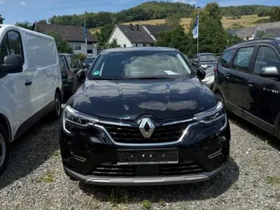 Gebraucht Renault Arkana Intens 143 PS (105 kW) 2022 Schwarz SUV