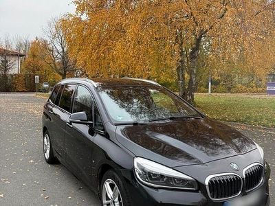 Gebraucht BMW 220 Gran Tourer M Sport 190 PS (139 kW) 2019 Schwarz Van / Kleinbus