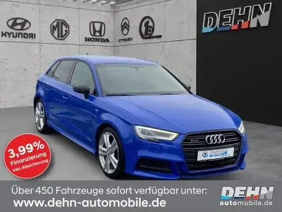 Używany Audi A3 S-Line 190 KM (139 kW) 2019 Niebieski Sedan/Limuzyna