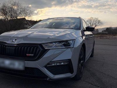 Gebraucht Skoda Octavia First Edition 245 PS (180 kW) 2021 Grau Kombi