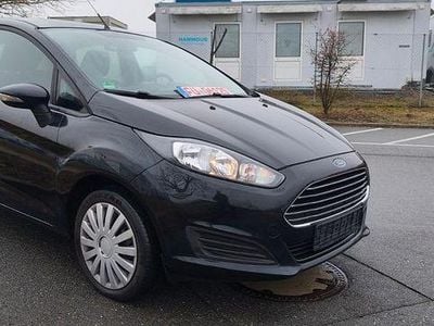Schwarz Gebraucht 2014 Ford Fiesta SYNC Edition Kleinwagen | 4.290 € (Fairer Preis)