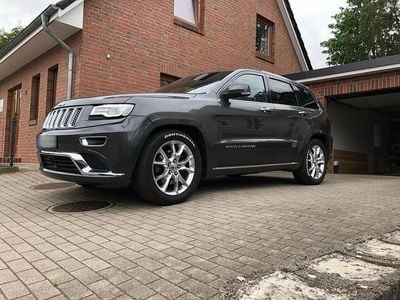 Gebraucht Jeep Grand Cherokee Summit 250 PS (183 kW) 2013 Grau SUV