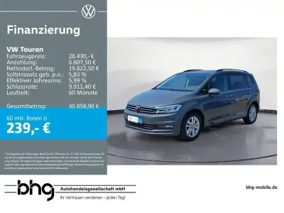 Gebraucht VW Touran Comfortline 150 PS (110 kW) 2023 Grau Van / Kleinbus