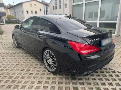 Używany Mercedes CLA45 AMG AMG 381 KM (280 kW) 2016 Czarny Coupe