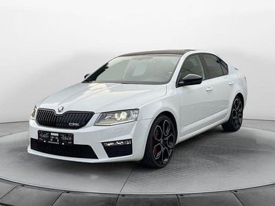 Weiß Gebraucht 2017 Skoda Octavia RS Limousine | 24.900 € (Teuer)
