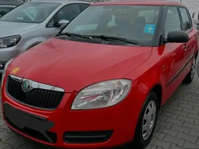 Gebraucht Skoda Fabia 66 PS (48 kW) 2009 Rot Limousine
