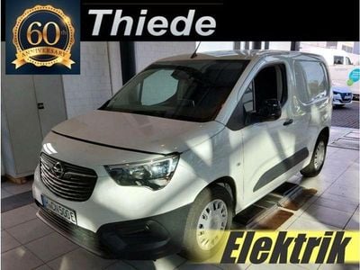 Gebraucht Opel Combo-e Life Edition 100 kW (136 PS) 2021 White jade Van