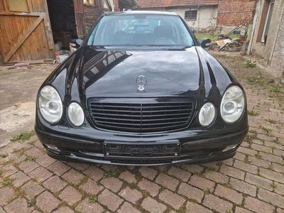 Mercedes E320