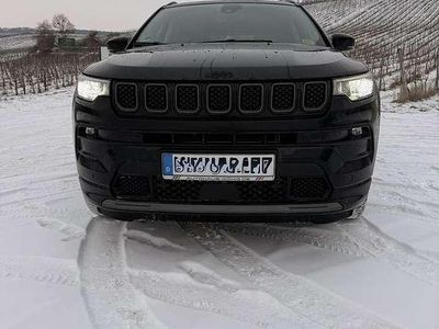 Gebraucht Jeep Compass 181 PS (133 kW) 2022 Schwarz SUV