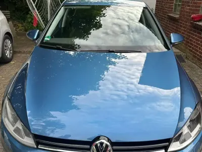 Gebraucht VW Golf VII 105 PS (77 kW) 2013 Blau Kleinwagen