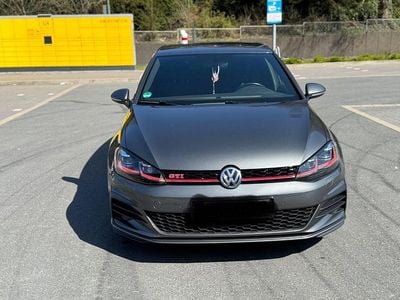Gebraucht VW Golf VII GTI 245 PS (180 kW) 2019 Grau Limousine