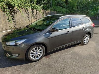 Grau Gebraucht 2018 Ford Focus Titanium Kombi | 14.500 € (Superpreis)