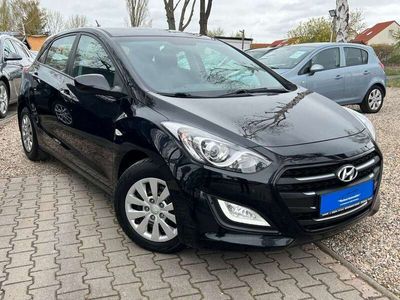 gebraucht Hyundai i30 blue Classic*1.HD*Klima*E-Paket*TÜV NEU