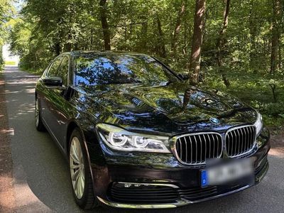 BMW 730