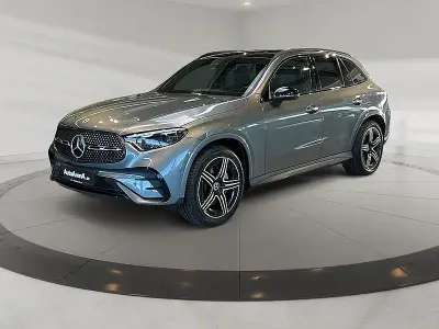 Usata Mercedes GLC300 AMG 258 CV (189 kW) 2023 Grigio SUV