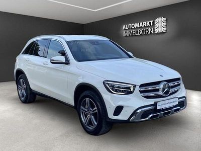 Gebraucht Mercedes GLC300e 320 PS (235 kW) 2022 Weiß polarweiss  unilack SUV