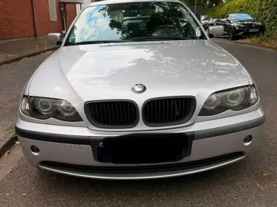 Gebraucht BMW 320 170 PS (125 kW) 2004 Silber Limousine