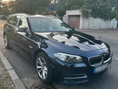Gebraucht BMW 530 258 PS (189 kW) 2014 Blau Kombi