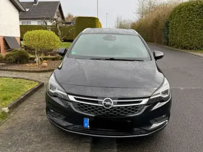 Gebraucht Opel Astra Ultimate 136 PS (100 kW) 2019 Schwarz Kombi