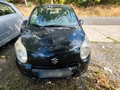Gebraucht Suzuki Alto Basic 68 PS (50 kW) 2010 Schwarz Kleinwagen