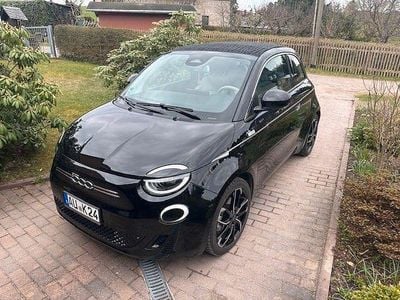 Second-hand Fiat 500e La Prima 85 kW (116 CP) 2021 Negru Cabrio