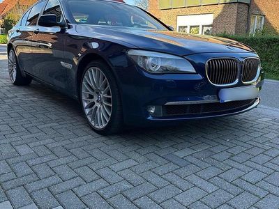 BMW 740