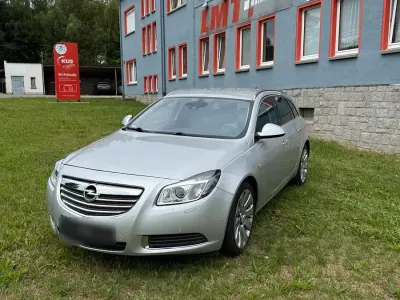Gebraucht Opel Insignia 160 PS (117 kW) 2010 Silber Kombi