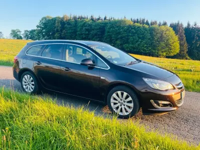 Gebraucht Opel Astra Sport 165 PS (121 kW) 2013 Braun Kombi