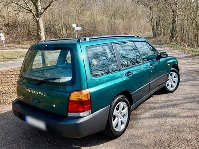 Gebraucht Subaru Forester 122 PS (89 kW) 2000 Grün SUV