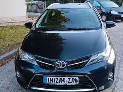Toyota Auris Touring Sports
