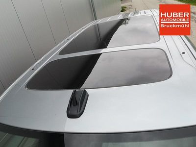 Neu VW Multivan Edition 150 PS (110 kW) 2026 Monosilber / energetic orange metallic Van