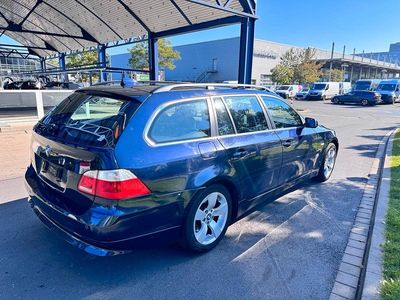 BMW 525