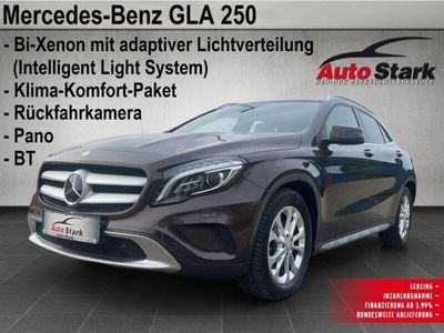 gebraucht Mercedes GLA250 Style°Xenon°ILS°Distronic°Pano°Leder°Kamera°BT°