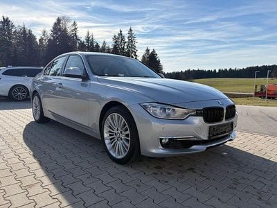 Gebraucht BMW 330 Luxury Line 258 PS (189 kW) 2015 Silber Limousine